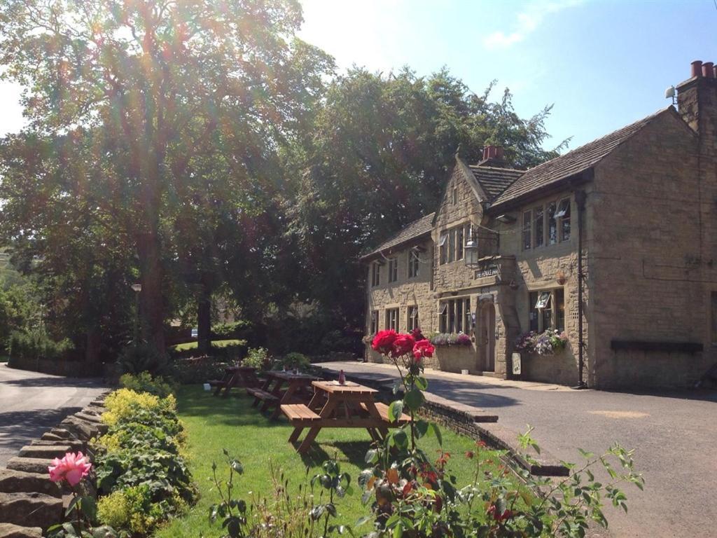 Pendle Inn Barrowford Exterior photo