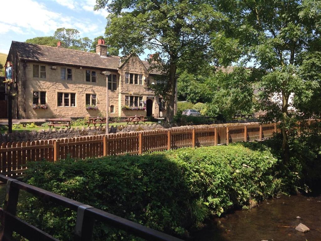 Pendle Inn Barrowford Exterior photo